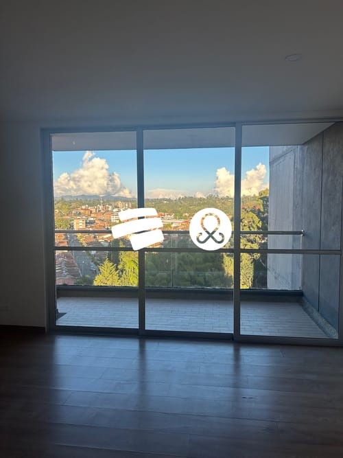 Apartamento de 3 alcobas en venta en Rionegro, 84 m² · foto 2 de 12