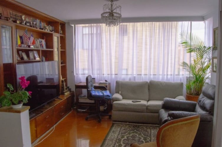 Apartamento en venta en Santa Barbara Occidental, Bogotá · foto 6 de 24