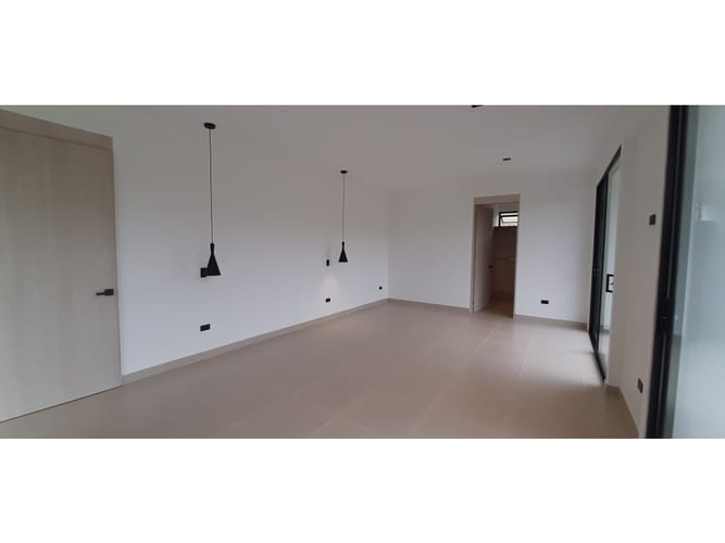 Casa de 3 alcobas en venta en Cerritos, Pereira, 410 m² · foto 9 de 24