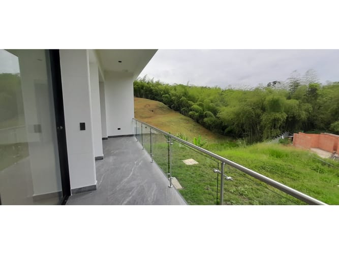Casa de 3 alcobas en venta en Cerritos, Pereira, 410 m² · foto 10 de 24