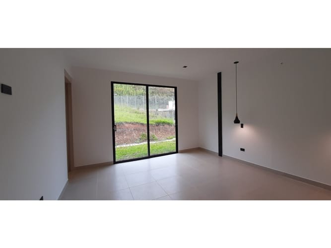 Casa de 3 alcobas en venta en Cerritos, Pereira, 410 m² · foto 22 de 24