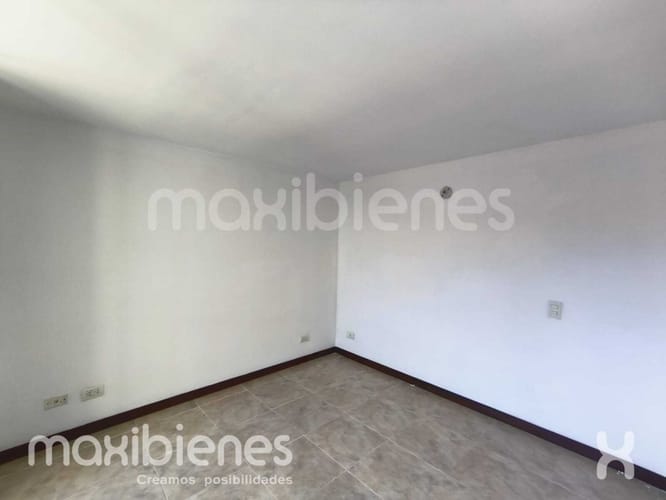 Apartamento de 3 alcobas en arriendo en Cumbres, Envigado, 90 m² · foto 11 de 15