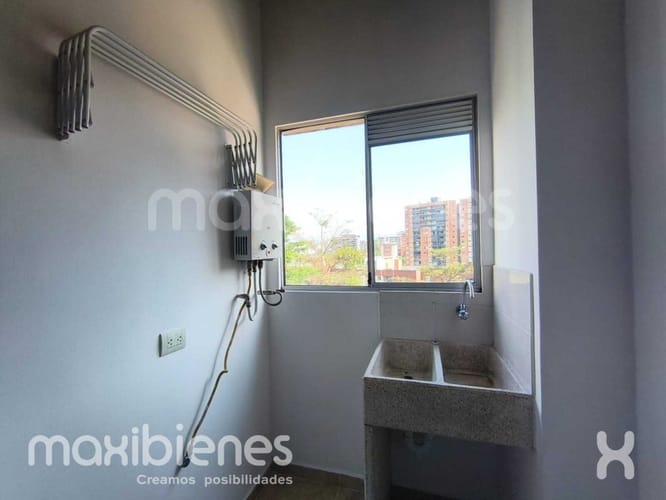 Apartamento de 3 alcobas en arriendo en Cumbres, Envigado, 90 m² · foto 15 de 15
