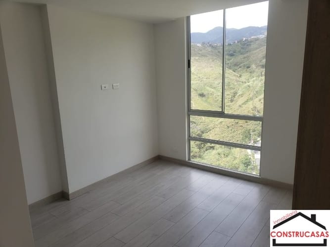 Apartamento de 2 alcobas en arriendo en Calasanz Parte Alta, Medellín, 67 m² · foto 11 de 21