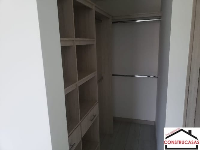 Apartamento de 2 alcobas en arriendo en Calasanz Parte Alta, Medellín, 67 m² · foto 13 de 21