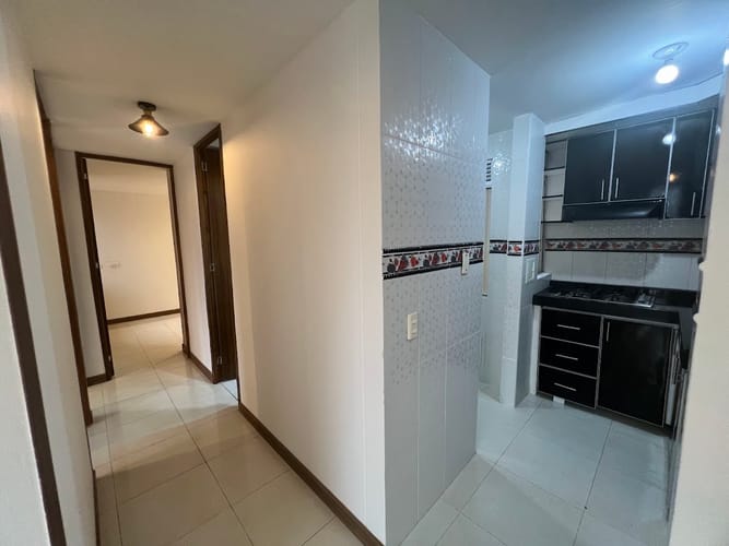 Apartamento de 3 alcobas en venta en Engativá, Bogotá, 50 m² · foto 3 de 15