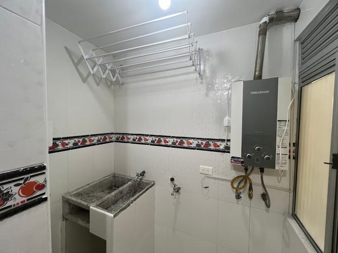 Apartamento de 3 alcobas en venta en Engativá, Bogotá, 50 m² · foto 5 de 15