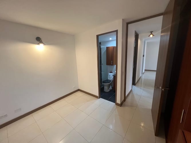 Apartamento de 3 alcobas en venta en Engativá, Bogotá, 50 m² · foto 8 de 15