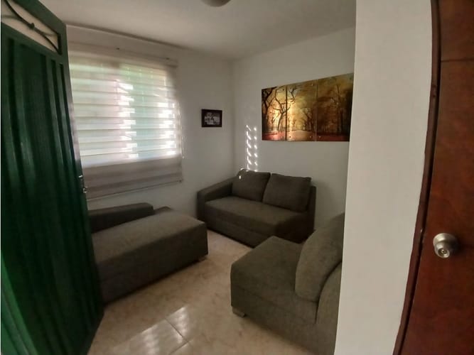 Casa de 3 alcobas en venta en Cucaracho, Medellín, 75 m² · foto 2 de 22