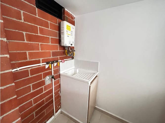 Apartamento de 2 alcobas en arriendo en Cristobal, Medellín, 45 m² · foto 8 de 24