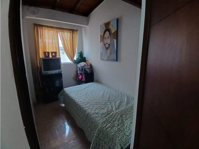 Casa de 3 alcobas en venta en Cucaracho, Medellín, 75 m² · foto 17 de 22