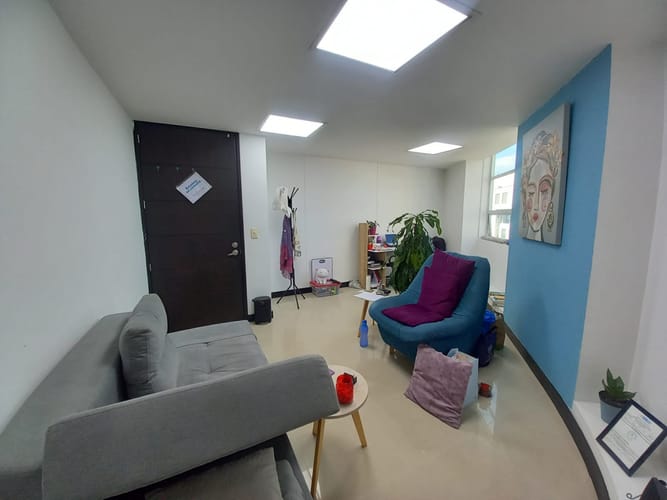 Oficina en venta en Cable, Manizales, 19 m² · foto 8 de 9