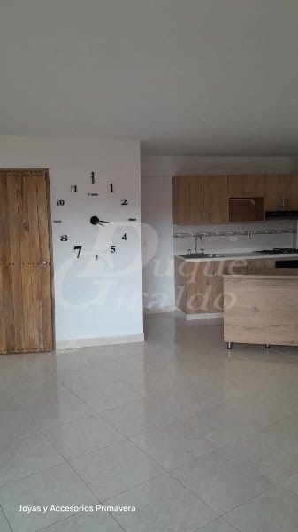 Apartamento de 3 alcobas en venta en Primavera, Envigado, 78 m² · foto 2 de 24