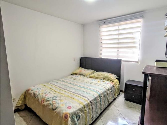 Apartamento de 3 alcobas en venta en Belén Rosales, Medellín, 72 m² · foto 8 de 10