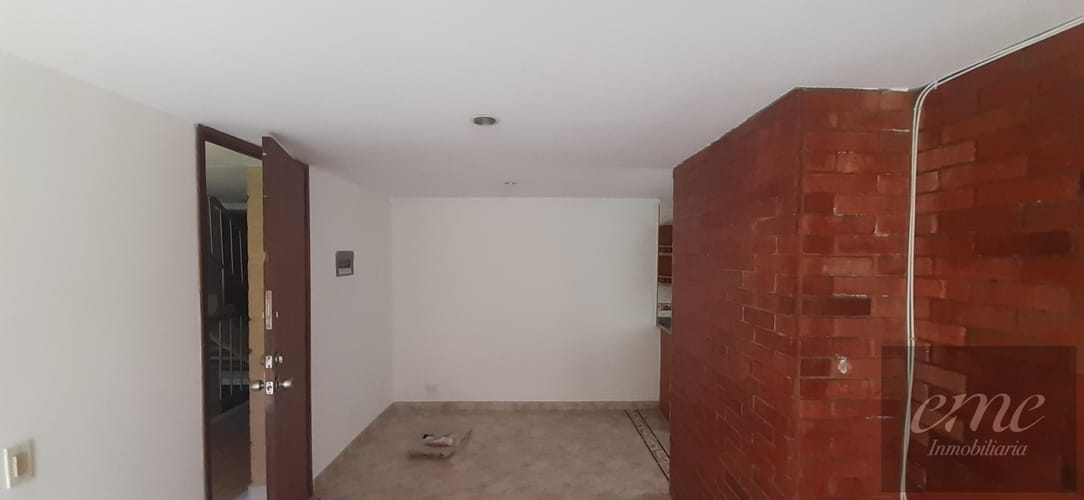 Apartamento de 2 alcobas en venta en Asomadera No.2, Medellín, 47 m² · foto 4 de 18