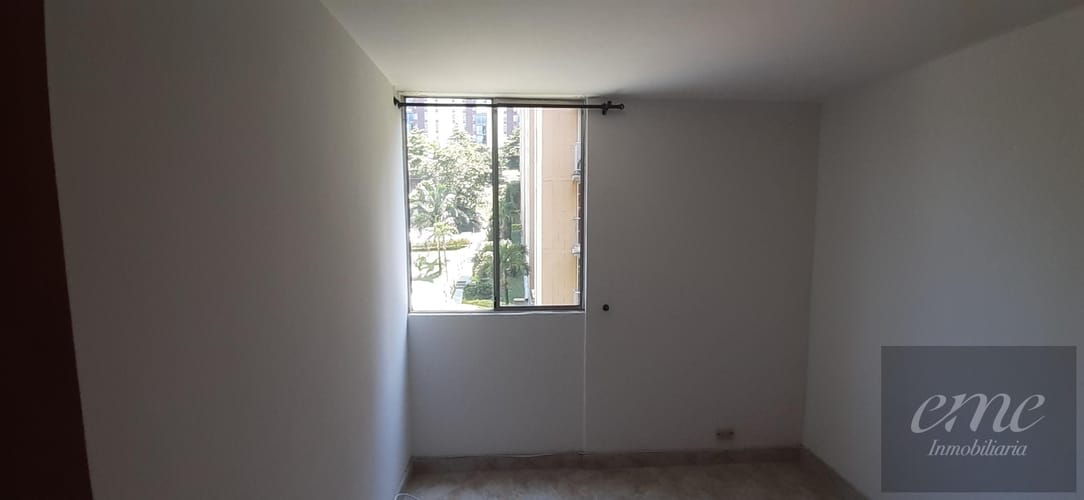 Apartamento de 2 alcobas en venta en Asomadera No.2, Medellín, 47 m² · foto 6 de 18