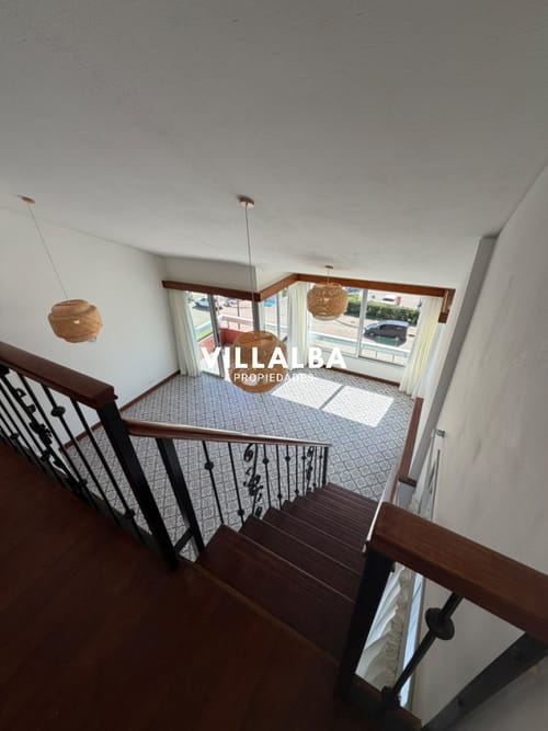 Amplio apartamento de 1 dormitorio y medio alquiler anual. · Foto 4