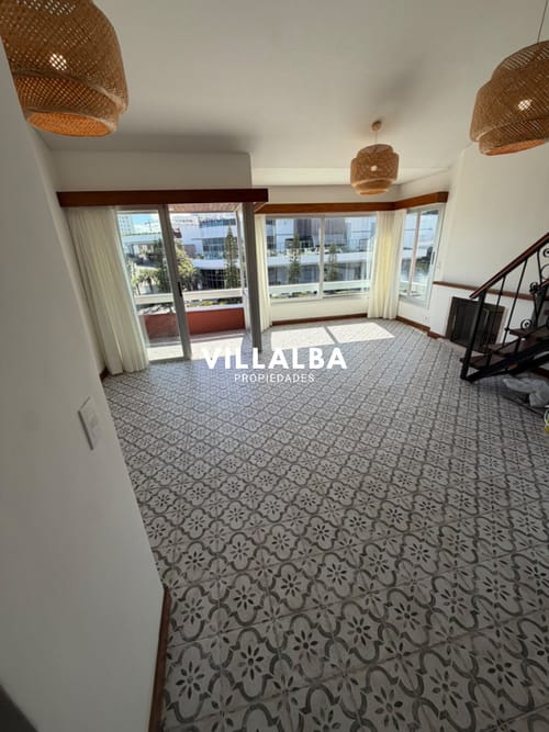 Amplio apartamento de 1 dormitorio y medio alquiler anual. · Foto 5