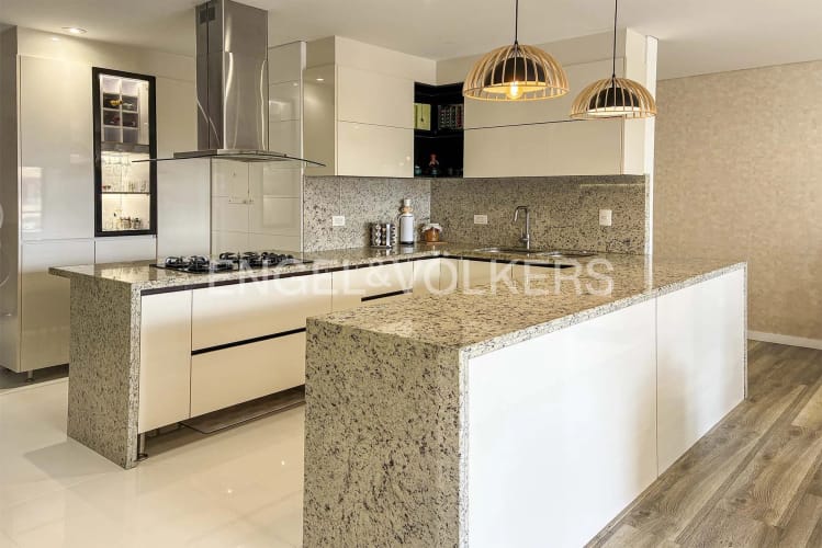 Apartamento de 3 alcobas en venta en Lagos De Cordoba, Bogotá, 163 m² · foto 6 de 22