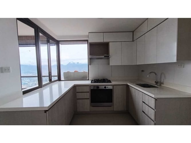 Apartamento de 2 alcobas en arriendo en La Calera, Medellín, 83 m² · foto 4 de 14