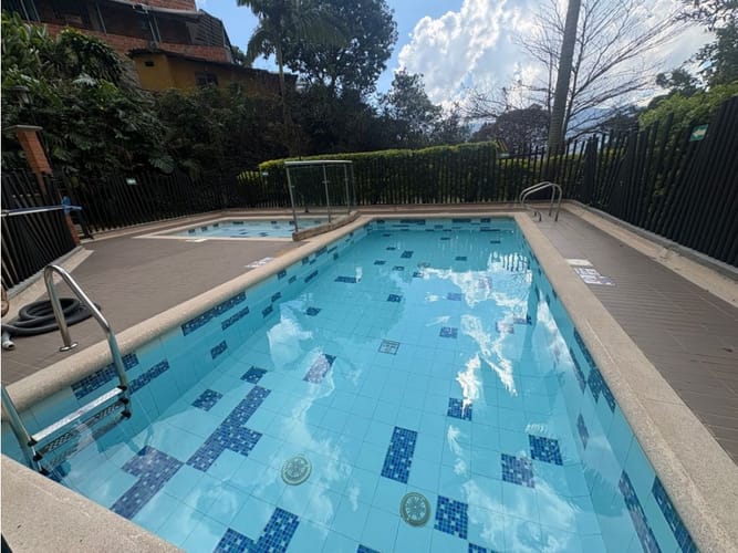 Apartamento de 3 alcobas en arriendo en Los Cerros - El Vergel, Envigado, 75 m² · foto 11 de 11