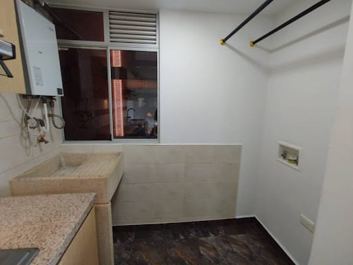 Apartamento de 3 alcobas en arriendo en Llano Grande, Rionegro, 80 m² · foto 4 de 17