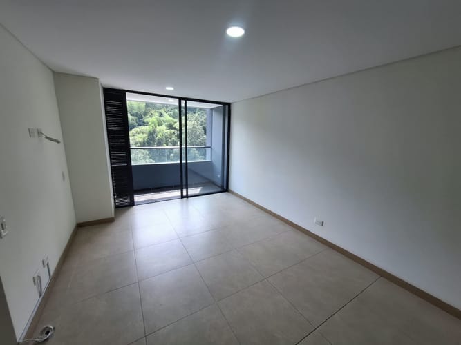 Apartamento de 2 alcobas en arriendo en El Poblado, Medellín, 65 m² · foto 5 de 20