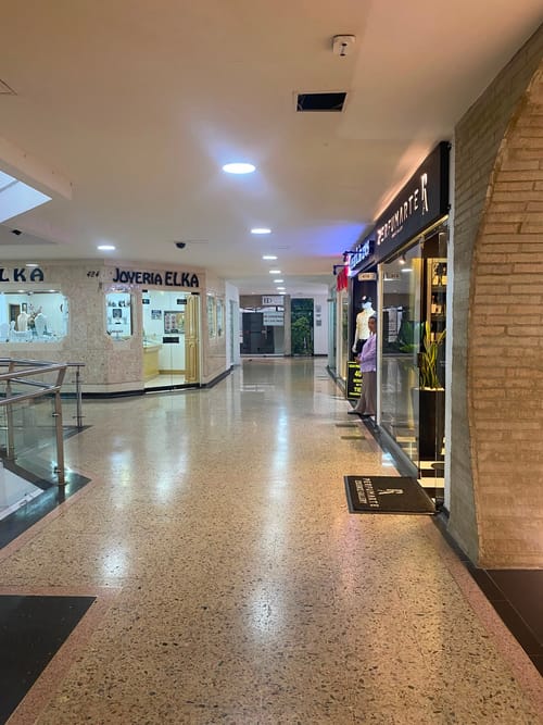 Local en venta en Cabecera Del Llano, Bucaramanga, 32 m² · foto 12 de 12