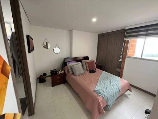 Apartamento de 2 alcobas en arriendo en Poblado Del Sur, La Estrella, 56 m² · foto 2 de 8