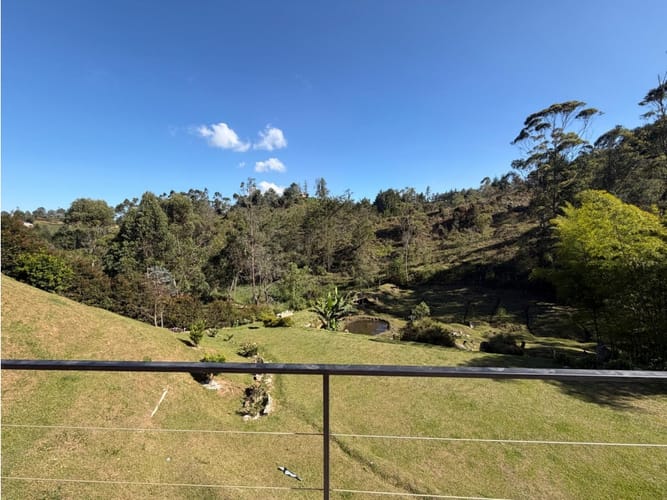 Casa de 3 alcobas en venta en El Porvenir, Rionegro, 240 m² · foto 17 de 18