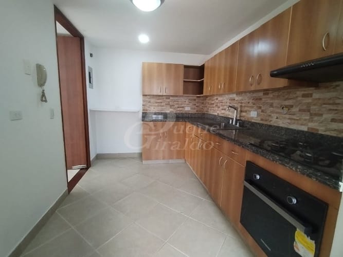 Apartamento de 3 alcobas en arriendo en Alejandría, Medellín, 120 m² · foto 2 de 18