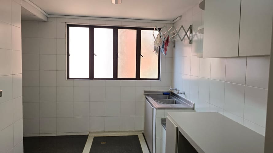 Apartamento de 4 alcobas en arriendo en Los Balsos, Medellín, 349 m² · foto 7 de 24