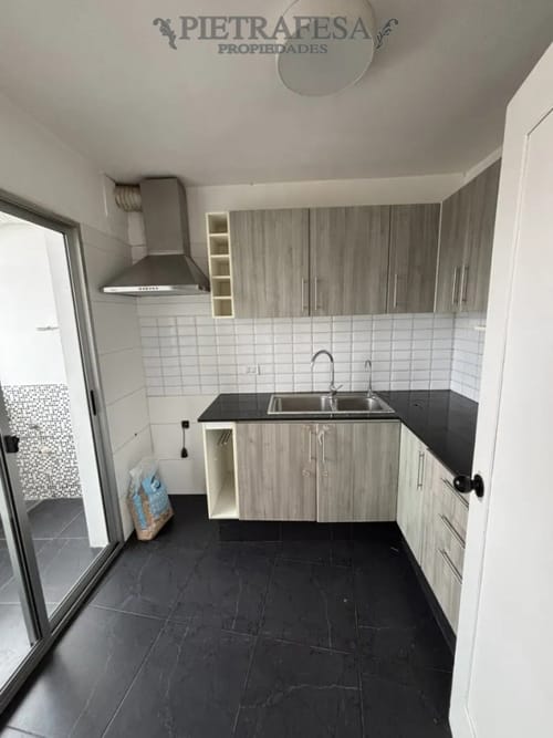 Apartamento en alquiler, 3 dormitorios, 2 baños, terraza. Pocitos. · Foto 4