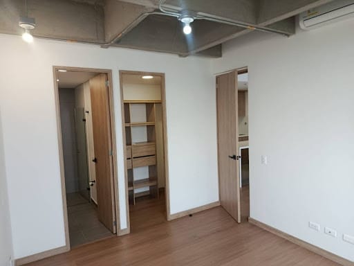 Apartamento de 2 alcobas en arriendo en Loma Del Escobero, Envigado, 69 m² · foto 7 de 16