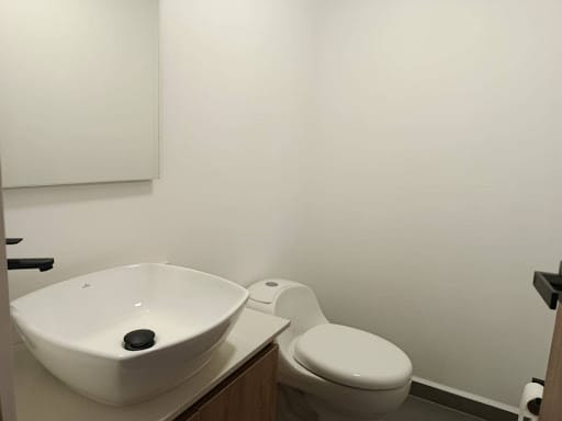 Apartamento de 2 alcobas en arriendo en Loma Del Escobero, Envigado, 69 m² · foto 13 de 16