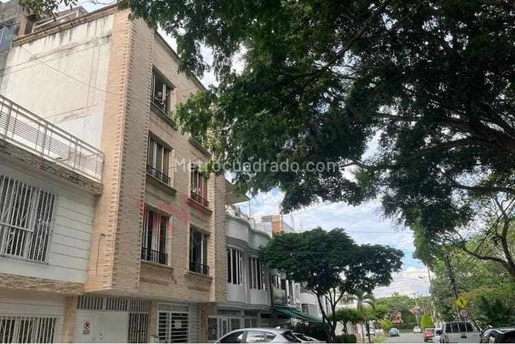 Edificio en venta en Ciudad 2000, Cali, 600 m² · foto 2 de 17