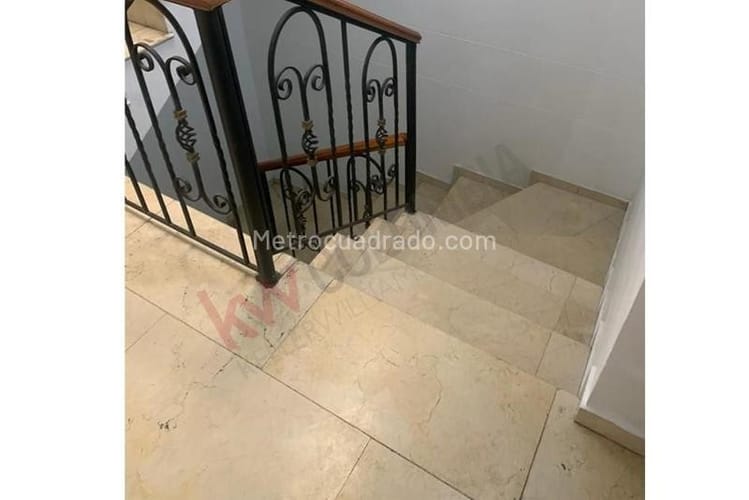 Edificio en venta en Ciudad 2000, Cali, 600 m² · foto 8 de 17
