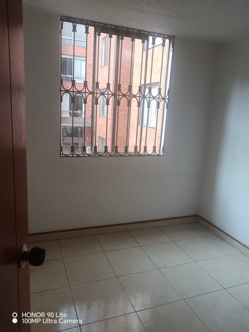 Apartamento de 3 alcobas en arriendo en Tarragona Del Salitre Et. Ii, Bogotá, 56 m² · foto 10 de 18