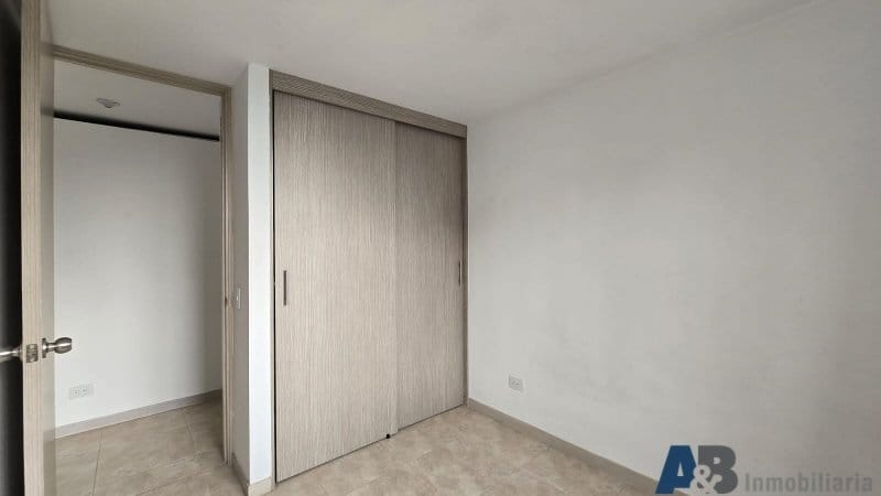 Apartamento de 3 alcobas en venta en El Trianon, Envigado, 65 m² · foto 10 de 24
