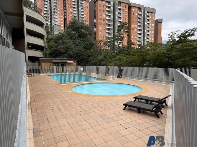 Apartamento de 3 alcobas en venta en El Trianon, Envigado, 65 m² · foto 17 de 24