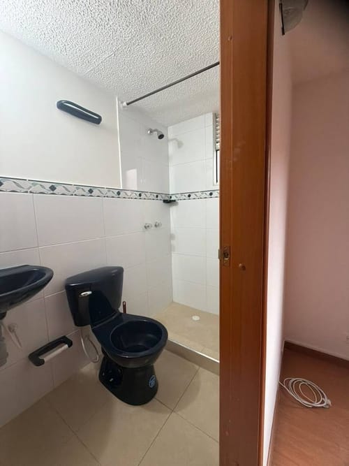 Apartamento de 2 alcobas en venta en Alcala, Mosquera, 49 m² · foto 10 de 17
