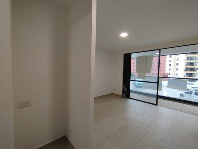 Apartamento de 1 alcoba en arriendo en Chipichape, Cali, 30 m² · foto 13 de 24