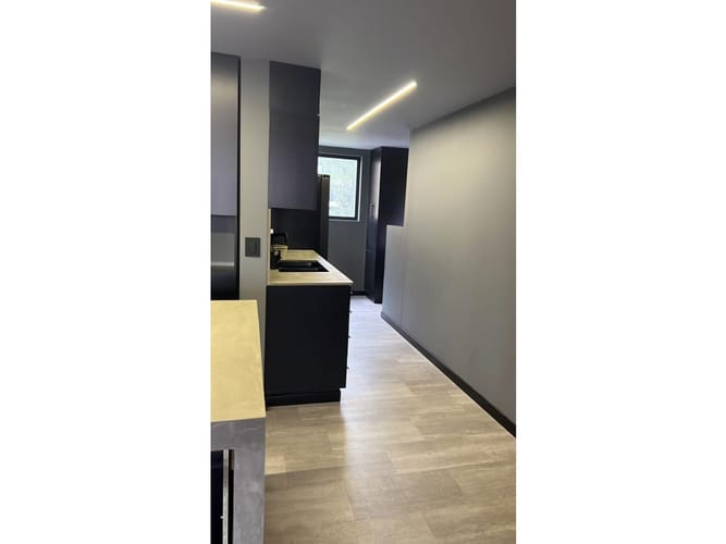 Apartamento de 2 alcobas en venta en Castropol, Medellín, 100 m² · foto 3 de 20