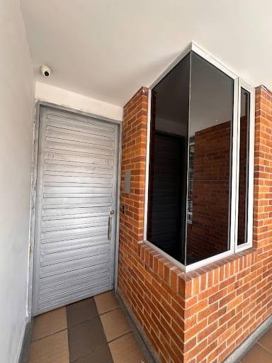 Apartamento de 2 alcobas en venta en Muequeta, Bogotá, 61 m² · foto 11 de 12
