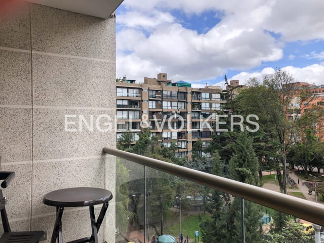 Apartamento de 1 alcoba en venta en Chico Norte, Bogotá, 62 m² · foto 6 de 7