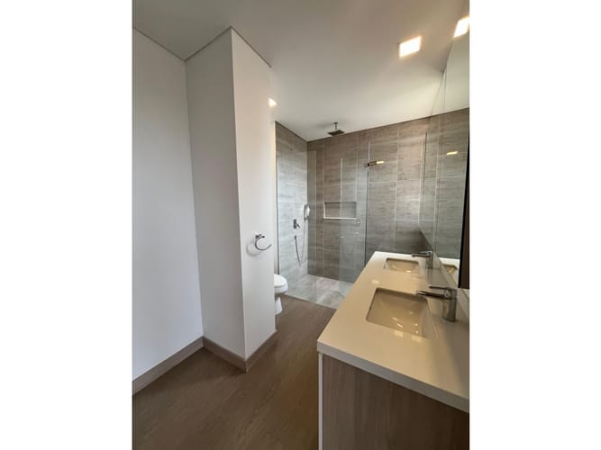 Apartamento de 2 alcobas en arriendo en Llano Grande, Rionegro, 198 m² · foto 12 de 23