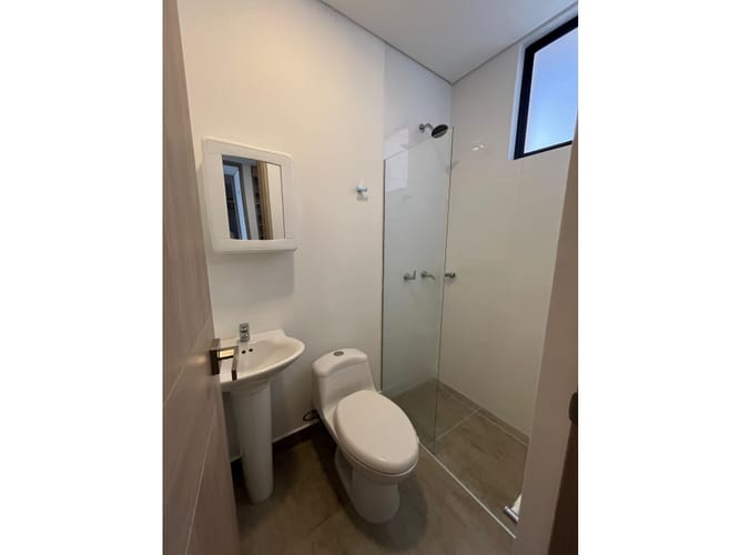 Apartamento de 2 alcobas en arriendo en Llano Grande, Rionegro, 198 m² · foto 20 de 23