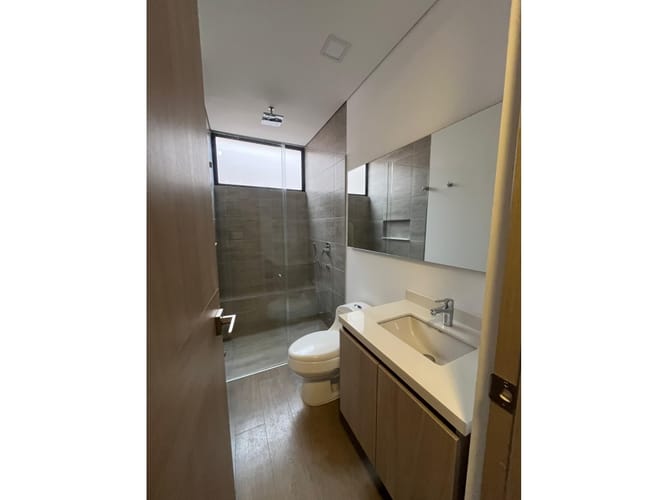Apartamento de 2 alcobas en arriendo en Llano Grande, Rionegro, 198 m² · foto 23 de 23