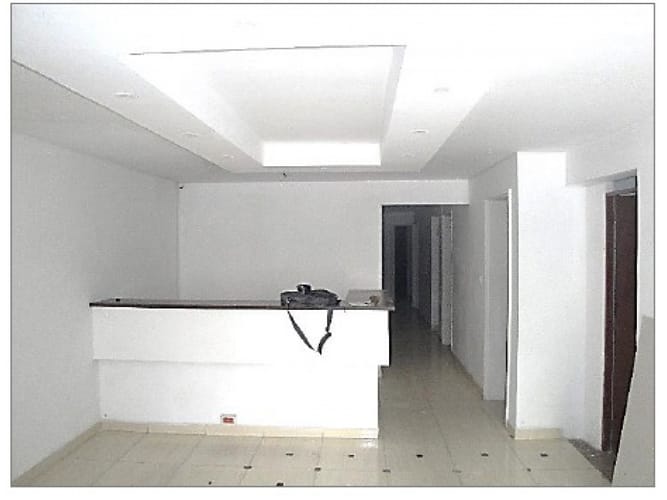 Casa en venta en Conquistadores, Medellín, 363 m² · foto 2 de 12
