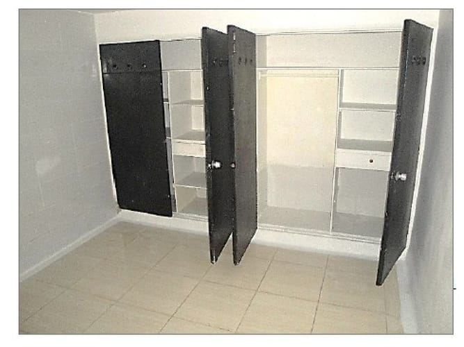 Casa en venta en Conquistadores, Medellín, 363 m² · foto 8 de 12
